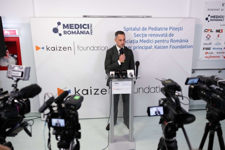 O Πρόεδρος του Kaizen Foundation, Πάνος Κωνσταντόπουλος, μιλάει για το έργο της ανακαίνισης στα Ρουμανικά ΜΜΕ / Kaizen Foundation O Πρόεδρος του Kaizen Foundation, Πάνος Κωνσταντόπουλος, μιλάει για το έργο της ανακαίνισης στα Ρουμανικά ΜΜΕ / Kaizen Foundation