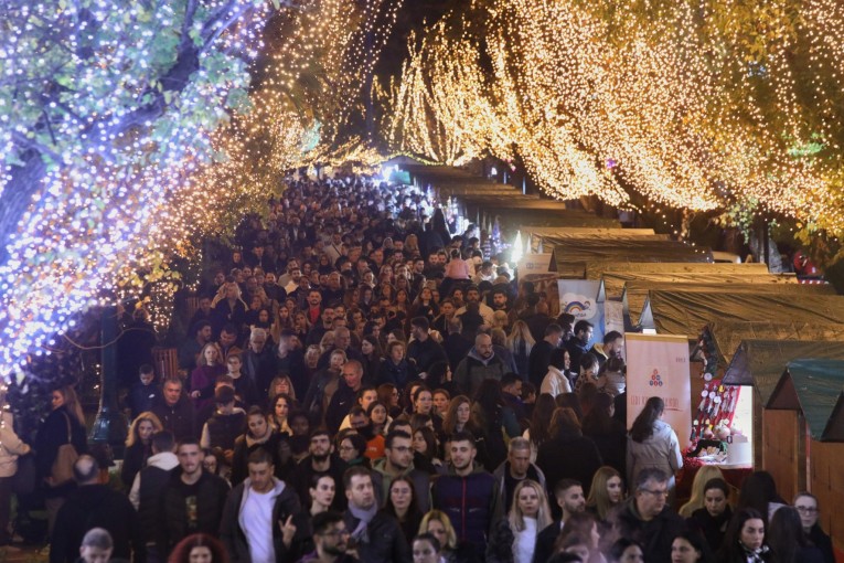 Γραφείο Τύπου Περιφέρειας Αττικής Γραφείο Τύπου Περιφέρειας Αττικής