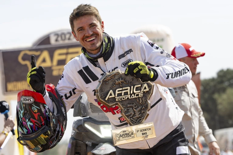 aprilia-africaecorace4.jpg?v=0 aprilia-africaecorace4.jpg?v=0