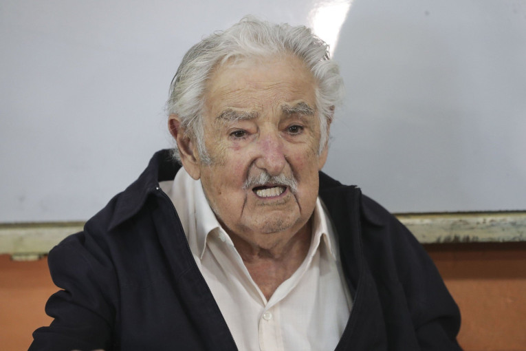 Ο πρώην πρόεδρος της Ουρουγουάης, Χοσέ Μουχίκα / Φωτογραφία αρχείου ΑΠΕ - EPA Ο πρώην πρόεδρος της Ουρουγουάης, Χοσέ Μουχίκα / Φωτογραφία αρχείου ΑΠΕ - EPA