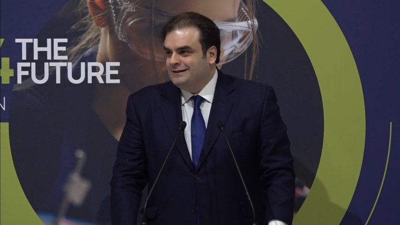 Ο Κυριάκος Πιερρακάκης στην παρουσίαση του προγράμματος υποτροφιών Aktor4TheFuture Ο Κυριάκος Πιερρακάκης στην παρουσίαση του προγράμματος υποτροφιών Aktor4TheFuture