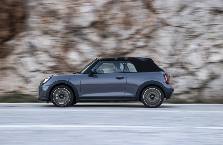 p90590342-highres-the-new-mini-cooper.jpg?v=0 p90590342-highres-the-new-mini-cooper.jpg?v=0