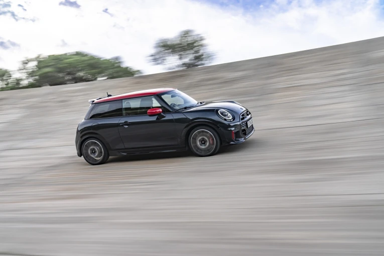 p90573931-highres-mini-john-cooper-wor.jpg?v=0 p90573931-highres-mini-john-cooper-wor.jpg?v=0