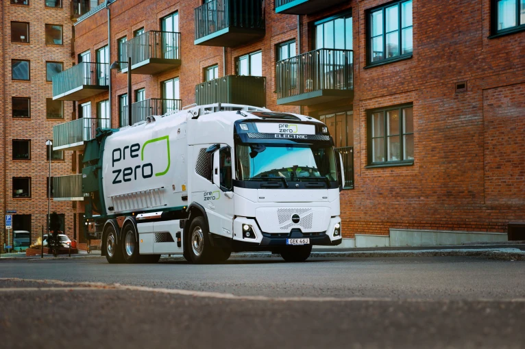 prezero-volvo-electric-6.jpg?v=0 prezero-volvo-electric-6.jpg?v=0