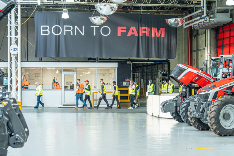 mf-agrispace-agtracks-06746.jpg?v=0 mf-agrispace-agtracks-06746.jpg?v=0