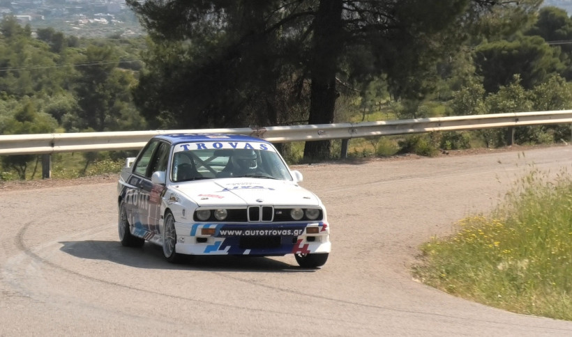 Στο τρίτο σκαλί του podium ανέβηκαν οι Διονύσης Τροβάς-Ιωάννης Κόλλιας Στο τρίτο σκαλί του podium ανέβηκαν οι Διονύσης Τροβάς-Ιωάννης Κόλλιας