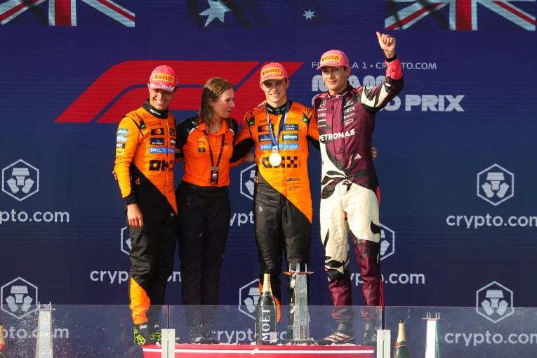 Φωτογραφία αρχείου: ΑΠΕ-ΜΠΕ George Russell 2025 Grand Prix Μαϊάμι Podium Φωτογραφία αρχείου: ΑΠΕ-ΜΠΕ George Russell 2025 Grand Prix Μαϊάμι Podium