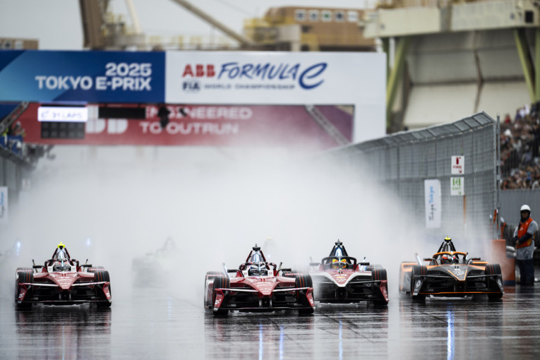 nissan-formulae-tokyo2.jpg?v=0 nissan-formulae-tokyo2.jpg?v=0
