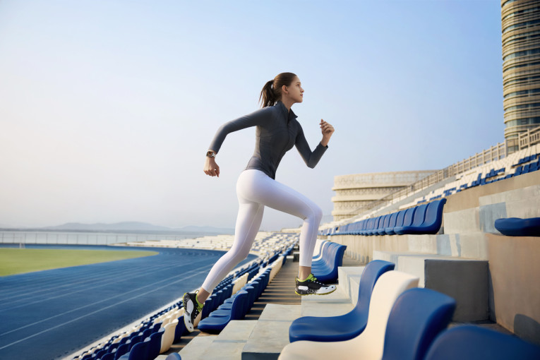 mkt-seiya-creative-shot-stair-climbing-white-jpg-rgb-en-20250428.jpg mkt-seiya-creative-shot-stair-climbing-white-jpg-rgb-en-20250428.jpg