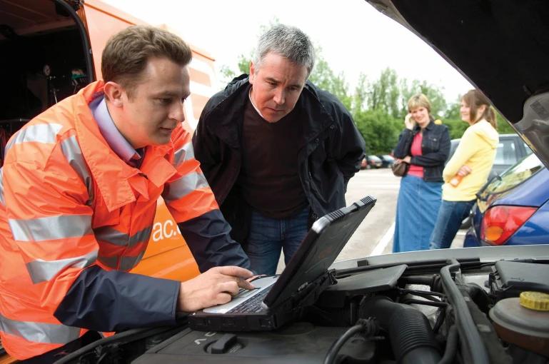 rac-technician-with-family.jpg?v=0 rac-technician-with-family.jpg?v=0