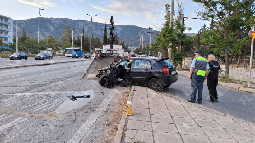 Τροχαίο στην Κατεχάκη / Φωτ.: flash.gr Τροχαίο στην Κατεχάκη / Φωτ.: flash.gr