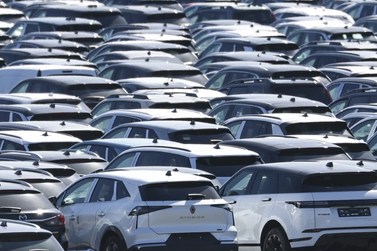 ape-mpenewcars1.jpg?v=0 ape-mpenewcars1.jpg?v=0
