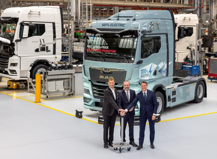 man-etruck.jpg?v=0 man-etruck.jpg?v=0