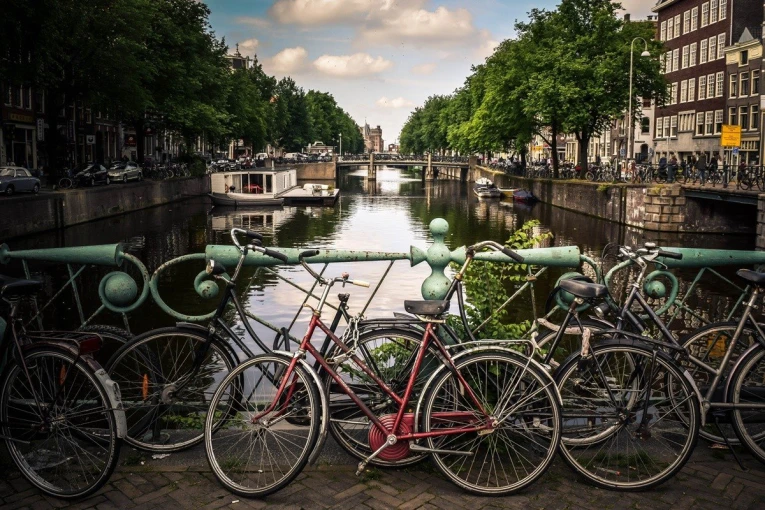 amsterdam-unsplash.jpg?v=0 amsterdam-unsplash.jpg?v=0