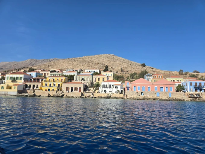 ΑΠΕ ΜΠΕ ΑΠΕ ΜΠΕ