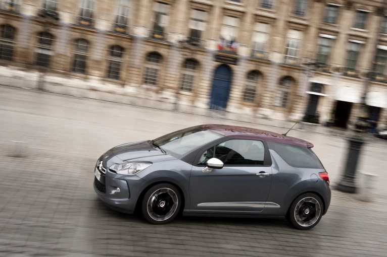 citroen-ds3-76.jpeg?v=0 citroen-ds3-76.jpeg?v=0