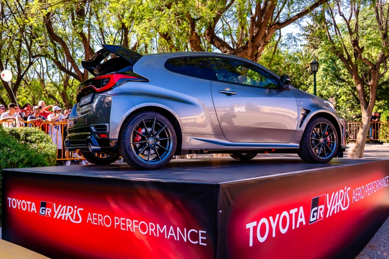 gr-yaris-aeroperformance-eko-acropolis-rally2.jpg?v=0 gr-yaris-aeroperformance-eko-acropolis-rally2.jpg?v=0