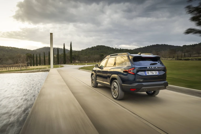 dacia-bigster-hybrid-155-journeyext2.jpg dacia-bigster-hybrid-155-journeyext2.jpg