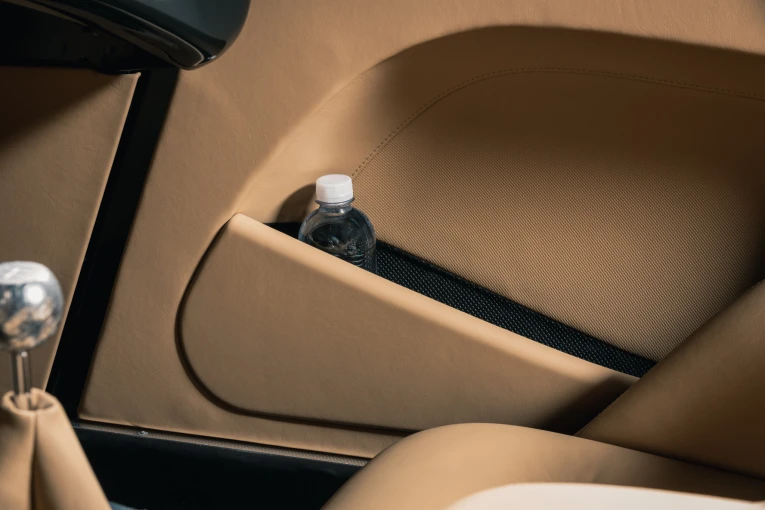 interior-door-bins-have-been-re-engieered-by-caton-to-incorporate-more-room-including-holding-a-water-bottle-10h9U.jpg interior-door-bins-have-been-re-engieered-by-caton-to-incorporate-more-room-including-holding-a-water-bottle-10h9U.jpg