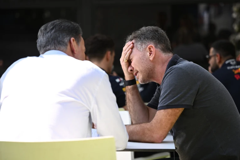 ape-mpe-f12025horner4.jpg?v=0 ape-mpe-f12025horner4.jpg?v=0
