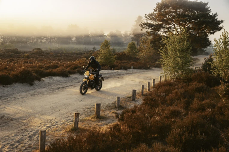 scrambler400xc-my26-4850-ge-1.jpg?v=0 scrambler400xc-my26-4850-ge-1.jpg?v=0