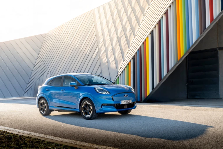 ford-puma-gen-e-blue-01.jpg?v=0 ford-puma-gen-e-blue-01.jpg?v=0