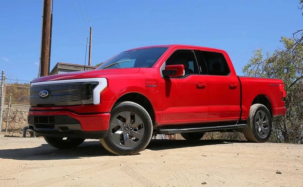 fordf150lightning.jpg fordf150lightning.jpg