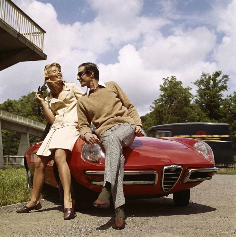 alfa-romeo-spider-1600-duetto-54.jpg alfa-romeo-spider-1600-duetto-54.jpg