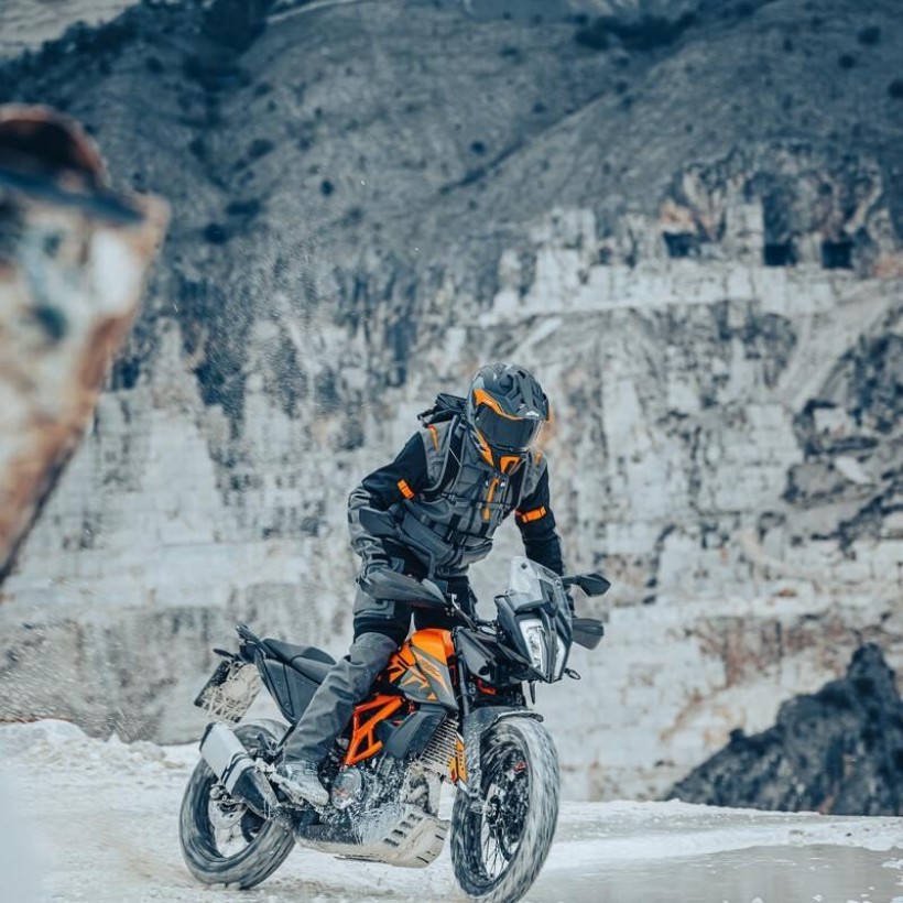 ktm390adv1.jpg?v=0 ktm390adv1.jpg?v=0