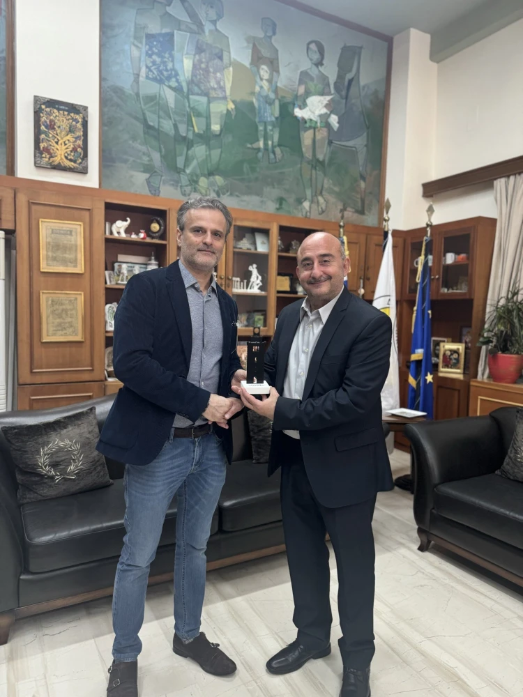 Σάββας Χαραλαμπίδης, Γενικός Διευθυντής Gilead & Νικόλαος Σακκάς, Δήμαρχος Τρικκαίων Σάββας Χαραλαμπίδης, Γενικός Διευθυντής Gilead & Νικόλαος Σακκάς, Δήμαρχος Τρικκαίων