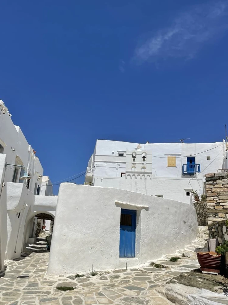 Στιγμιότυπο από την Σίφνο/ Φωτογραφία: flash.gr Στιγμιότυπο από την Σίφνο/ Φωτογραφία: flash.gr