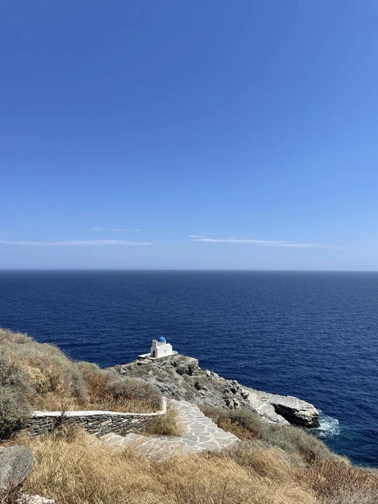 Στιγμιότυπο από τη Σίφνο/ Φωτογραφία: flash.gr Στιγμιότυπο από τη Σίφνο/ Φωτογραφία: flash.gr