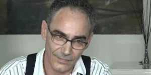 Εθνική Πινακοθήκη: Ο καθένας θα μπορούσε να το κάνει, λέει ο 50χρονος ελαιοχρωματιστής για την κλοπή έργων Εθνική Πινακοθήκη: Ο καθένας θα μπορούσε να το κάνει, λέει ο 50χρονος ελαιοχρωματιστής για την κλοπή έργων