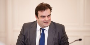 Πιερρακάκης για τα κινητά στα σχολεία: Κάνουν κακό στην εκπαιδευτική διαδικασία Πιερρακάκης για τα κινητά στα σχολεία: Κάνουν κακό στην εκπαιδευτική διαδικασία