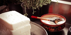 Η φέτα είναι το αρχαιότερο τυρί του κόσμου – Και η απόδειξη βρίσκεται στην «Οδύσσεια» Η φέτα είναι το αρχαιότερο τυρί του κόσμου – Και η απόδειξη βρίσκεται στην «Οδύσσεια»