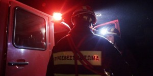 Κάτω Πατήσια: Στις φλόγες τυλίχθηκαν δύο αυτοκίνητα τα ξημερώματα Κάτω Πατήσια: Στις φλόγες τυλίχθηκαν δύο αυτοκίνητα τα ξημερώματα