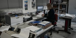 Χρέη στην εφορία: Πληρώνουν οι μικροί, στο «κόκκινο» μεσαίοι και μεγάλοι - Ποιοι και πόσα χρωστάνε Χρέη στην εφορία: Πληρώνουν οι μικροί, στο «κόκκινο» μεσαίοι και μεγάλοι - Ποιοι και πόσα χρωστάνε