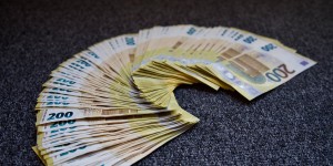 Πακέτο μεταρρυθμίσεων φέρνει ο Πιερρακάκης: Τελωνεία, δημοσιονομικοί κανόνες και κληροδοτήματα Πακέτο μεταρρυθμίσεων φέρνει ο Πιερρακάκης: Τελωνεία, δημοσιονομικοί κανόνες και κληροδοτήματα