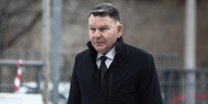 Την Τρίτη στη Βουλιαγμένη η κηδεία του Αλέξη Κούγια - Θα ταφεί στο Α' Νεκροταφείο Αθηνών Την Τρίτη στη Βουλιαγμένη η κηδεία του Αλέξη Κούγια - Θα ταφεί στο Α' Νεκροταφείο Αθηνών