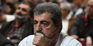 ΣΥΡΙΖΑ: Εκτός Πολιτικής Γραμματείας ο κολλητός του Πολάκη ΣΥΡΙΖΑ: Εκτός Πολιτικής Γραμματείας ο κολλητός του Πολάκη