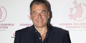 Επίθεση Άριας Καλύβα σε Γιώργο Λιάγκα: «Ήσουν πολύ αγενής - Δεν ζούμε σε ζούγκλα» Επίθεση Άριας Καλύβα σε Γιώργο Λιάγκα: «Ήσουν πολύ αγενής - Δεν ζούμε σε ζούγκλα»
