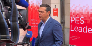 Ανάρτηση Τσίπρα για το δημοψήφισμα: «Ποιος φοβάται την αλήθεια για το '15;» Ανάρτηση Τσίπρα για το δημοψήφισμα: «Ποιος φοβάται την αλήθεια για το '15;»