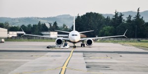 Γερμανία: Έκτακτη προσγείωση αεροπλάνου λόγω καπνού στην καμπίνα Γερμανία: Έκτακτη προσγείωση αεροπλάνου λόγω καπνού στην καμπίνα