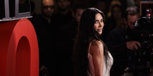 Κιμ Καρντάσιαν: Ξεκίνησε η δίκη για τη ληστεία στο Παρίσι - Καταθέτει «η συμμορία των παππούδων» Κιμ Καρντάσιαν: Ξεκίνησε η δίκη για τη ληστεία στο Παρίσι - Καταθέτει «η συμμορία των παππούδων»