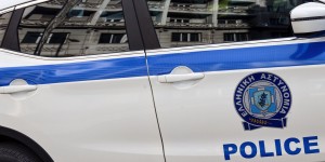 Παλαιό Φάληρο: Συνελήφθη 16χρονος που αφαιρούσε αλυσίδες λαιμού σε σταθμούς του ΗΣΑΠ και του τραμ Παλαιό Φάληρο: Συνελήφθη 16χρονος που αφαιρούσε αλυσίδες λαιμού σε σταθμούς του ΗΣΑΠ και του τραμ