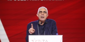 Γιώργος Τσίπρας: «Τυχοδιώκτης και πολιτικός απατεώνας ο Κασσελάκης - Θα φύγω αν είναι υποψήφιος» Γιώργος Τσίπρας: «Τυχοδιώκτης και πολιτικός απατεώνας ο Κασσελάκης - Θα φύγω αν είναι υποψήφιος»