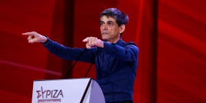 Οργή Καρανίκα για καθαίρεση Κασσελάκη: «Στελέχη αδίστακτα, θεωρούν ότι είναι ανώτεροι από το λαό» Οργή Καρανίκα για καθαίρεση Κασσελάκη: «Στελέχη αδίστακτα, θεωρούν ότι είναι ανώτεροι από το λαό»