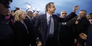 Μητσοτάκης: Δυο εκπλήξεις στην ευρωλίστα - Ο Μπελέρης και η «σφήνα» Λοβέρδου Μητσοτάκης: Δυο εκπλήξεις στην ευρωλίστα - Ο Μπελέρης και η «σφήνα» Λοβέρδου
