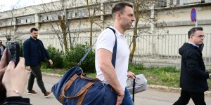 Ποιοι είδαν τον Στέφανο Κασσελάκη στο πρώτο επισκεπτήριο στη Θήβα Ποιοι είδαν τον Στέφανο Κασσελάκη στο πρώτο επισκεπτήριο στη Θήβα