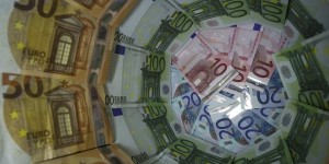 Τελεσίγραφο σε μεγαλο-οφειλέτες του Δημοσίου: Τακτοποιήστε τα χρέη ως 20 Ιουνίου αλλιώς...μανταλάκια Τελεσίγραφο σε μεγαλο-οφειλέτες του Δημοσίου: Τακτοποιήστε τα χρέη ως 20 Ιουνίου αλλιώς...μανταλάκια
